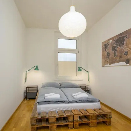 Arbio I Retro Apart In Apartment